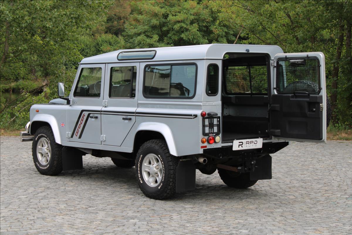 land-rover-defender-110-2-4-td4-90kw-puma-cz - 9