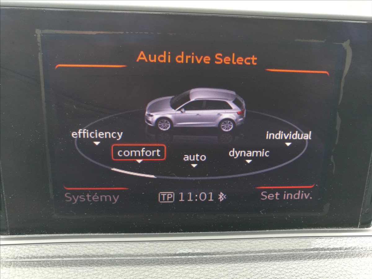 audi-a3-2-0-tdi-sportback-s-tronic - 6
