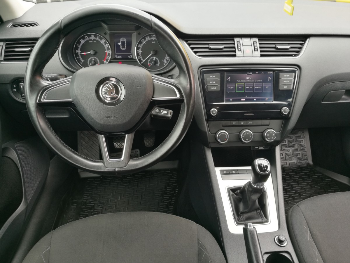 skoda-octavia-1-6-tdi-kombi - 4