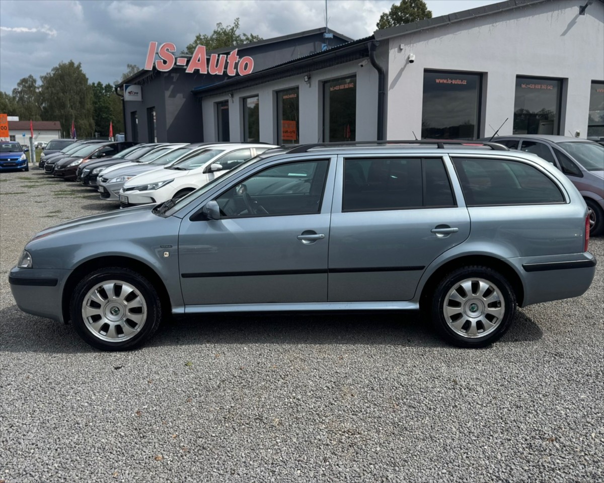 skoda-octavia-2-0-combi - 7