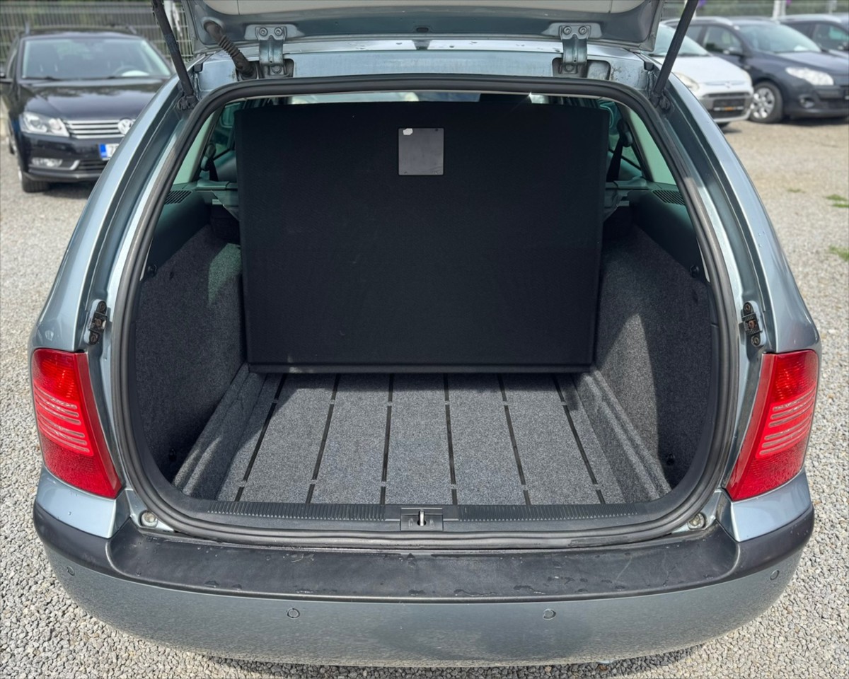 skoda-octavia-2-0-combi - 9