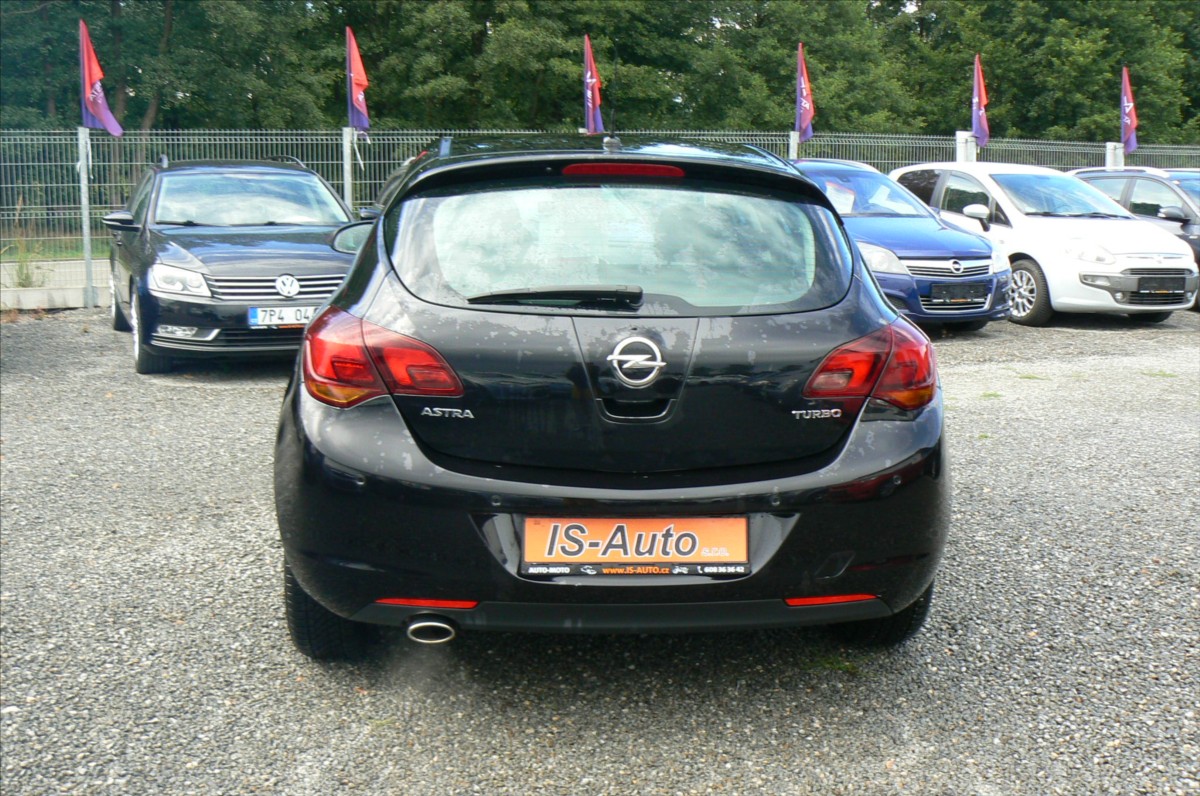 opel-astra-1-4-turbo-103-kw - 5