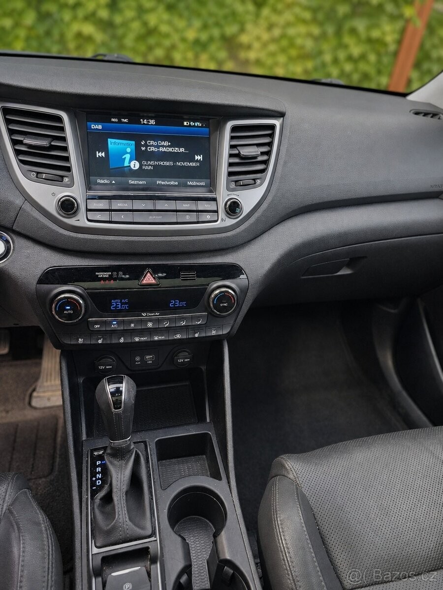 hyundai-tucson-2-0-crdi-136-kw-4x4-automat - 9