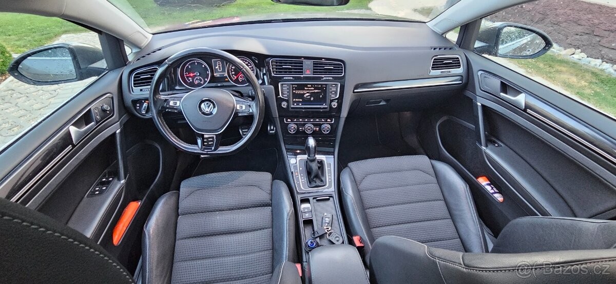 volkswagen-golf-2-0-vii-combi - 2