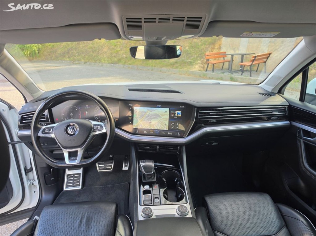 volkswagen-touareg-3-0-vw-touareg-v6-rline - 4