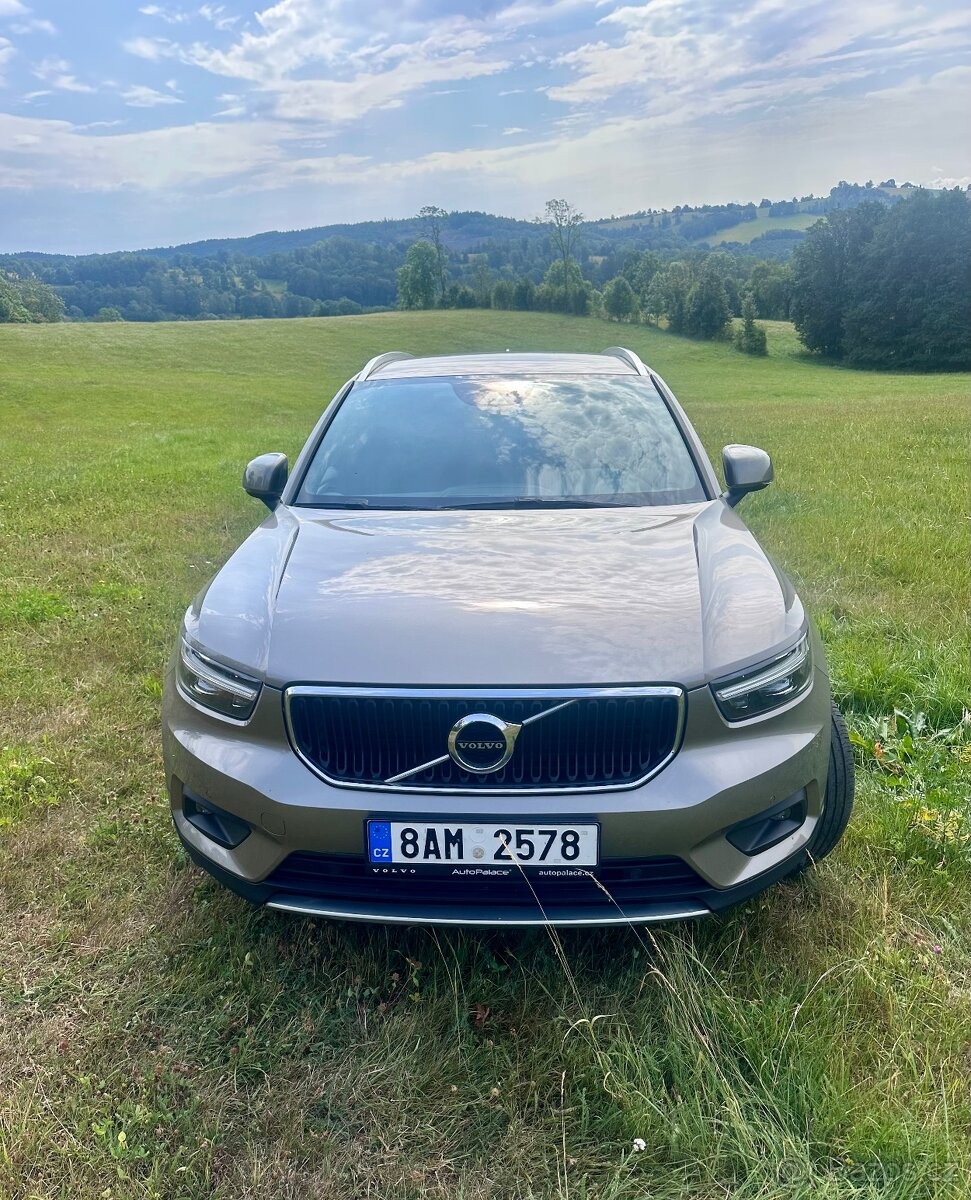 Volvo XC40 2,0   B4 AWD benzin