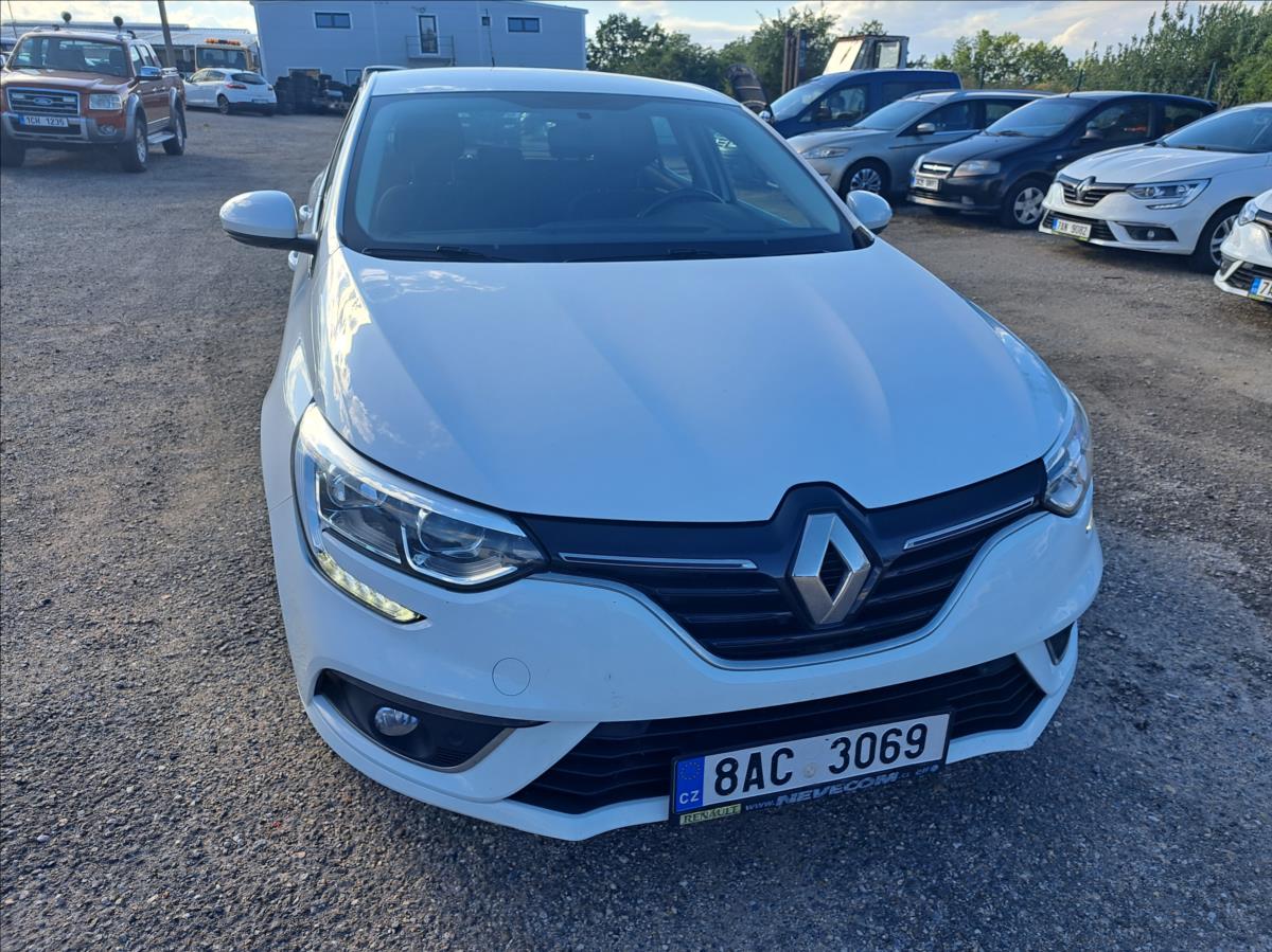 renault-megane-1-5-dci - 1