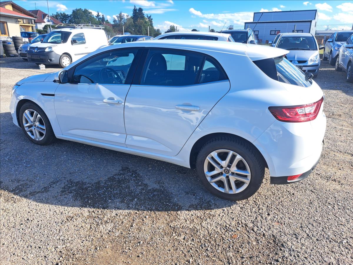 renault-megane-1-5-dci - 6