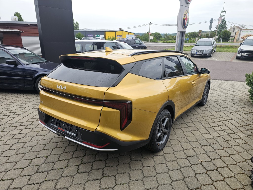 kia-0-0-k4-sw-cl4-1-0-t-gdi-gpf-exclusive-2026 - 4
