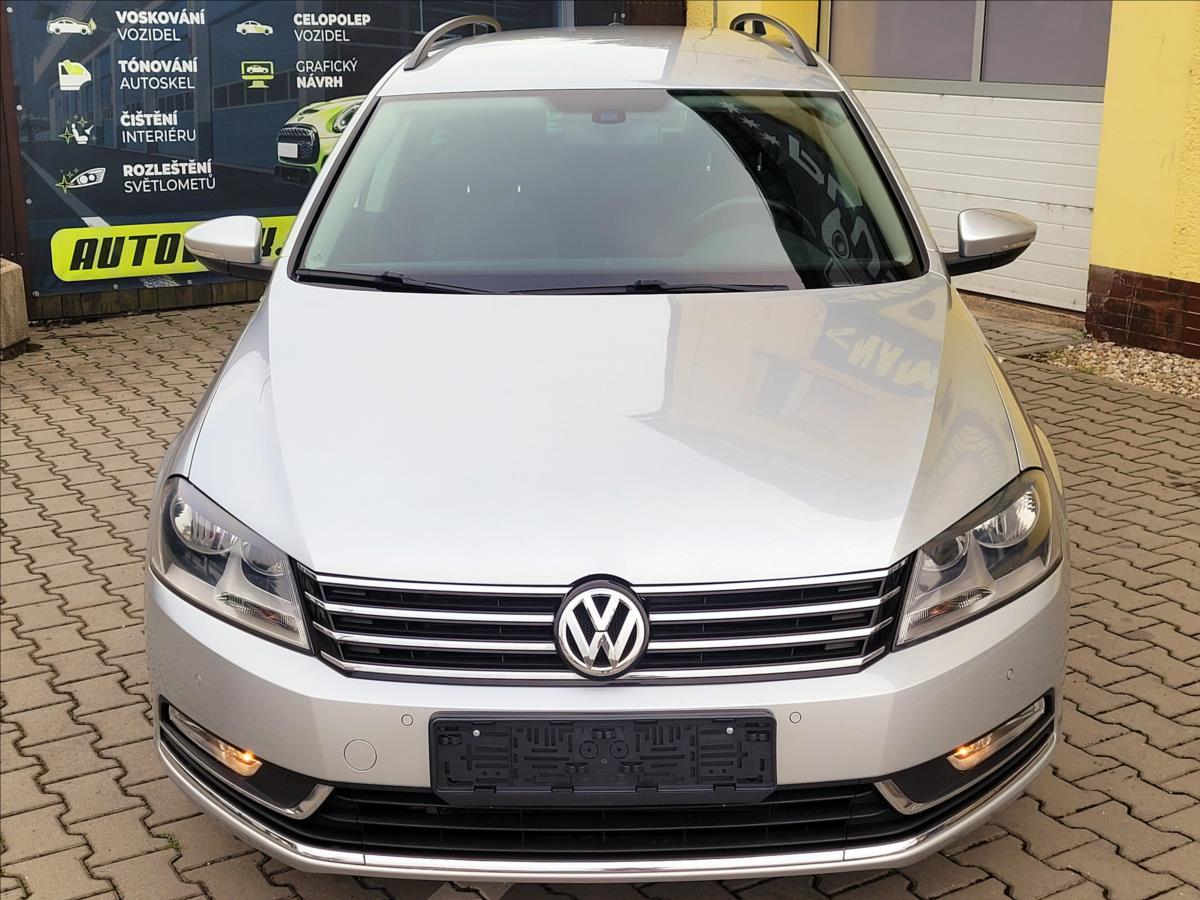 volkswagen-passat-2-0-tdi-serv-kniha-perfektni - 1