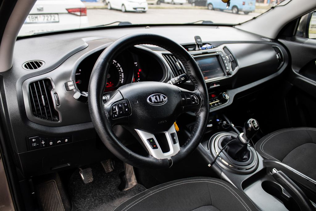 kia-sportage - 8