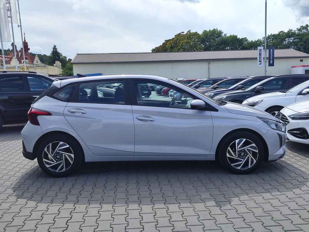 hyundai-i20-1-2i-58kw-wave - 3