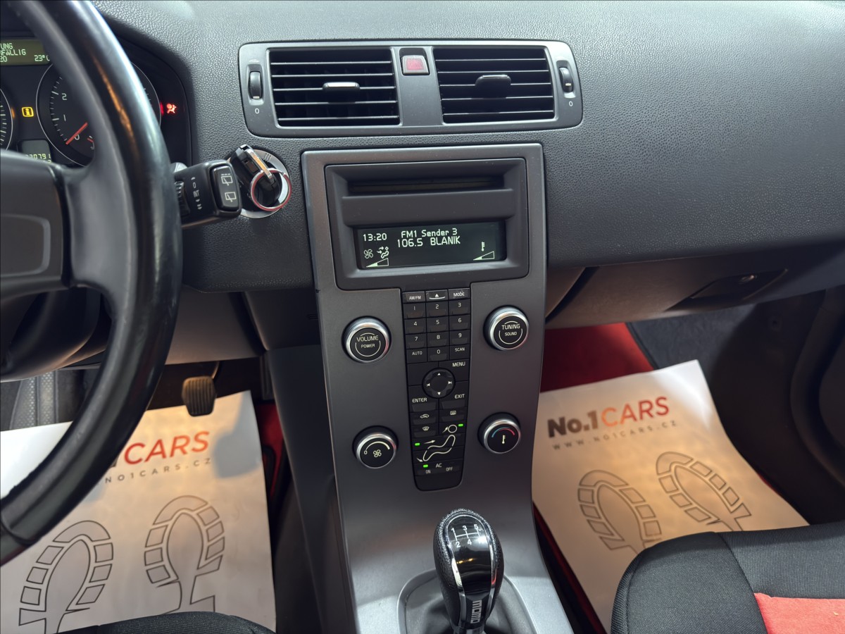 volvo-c30-1-8-i-klimatizace-servis-alu - 8