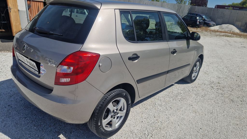 skoda-fabia-1-4-16v - 3