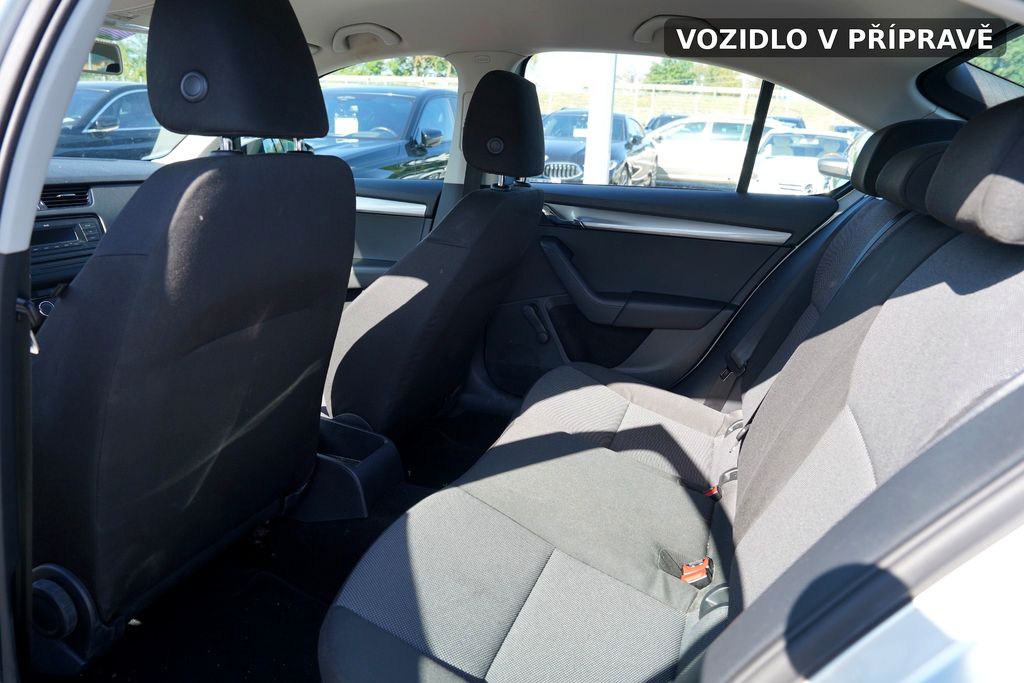 skoda-octavia-1-2-tsi-90-ps-cr-1-majitel - 7