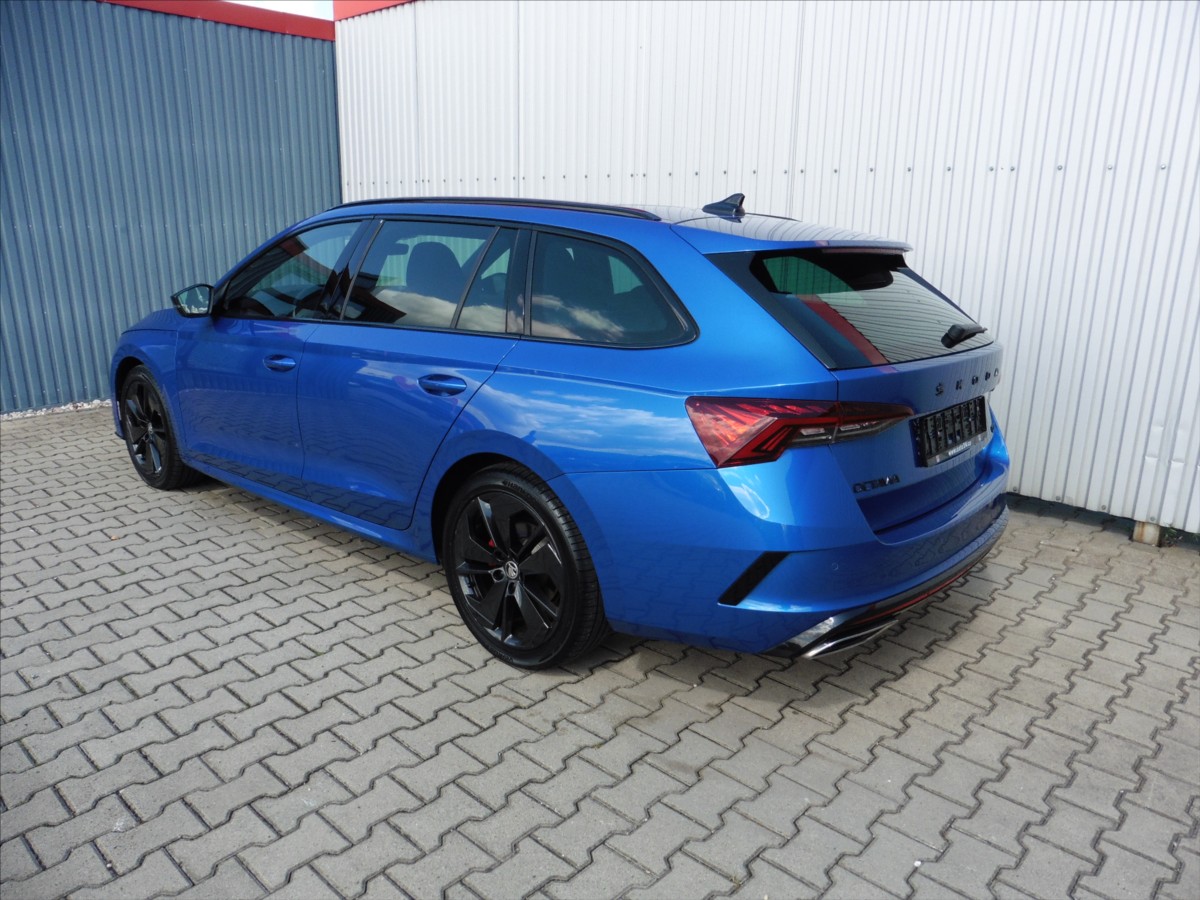 skoda-octavia-2-0-tdi-iv-rs-combi-dsg - 2