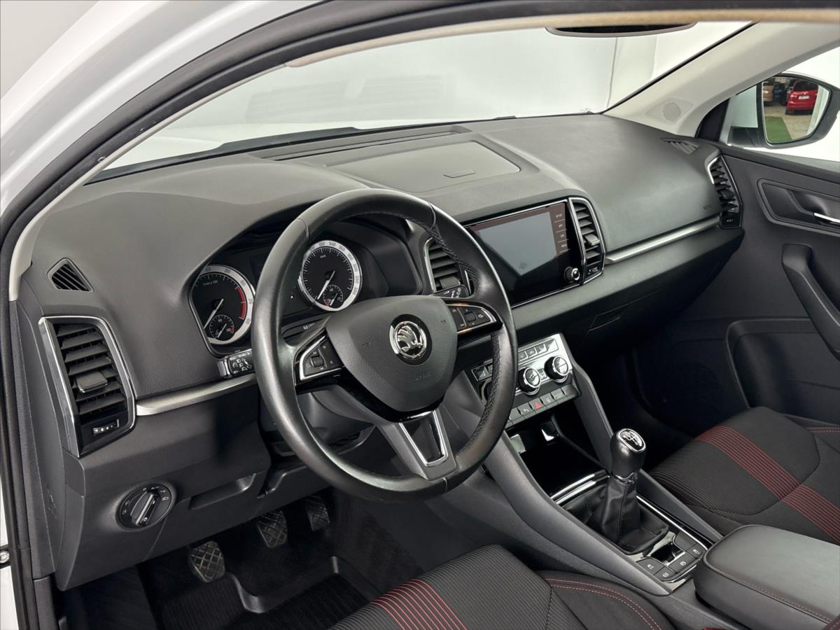 skoda-karoq-1-5-tsi-ambition-plus - 5