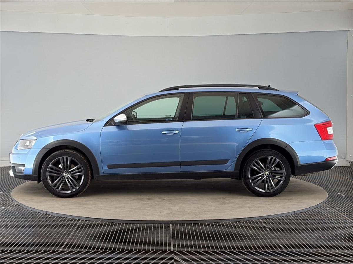 skoda-octavia-2-0-tdi-scout-6dsg - 2