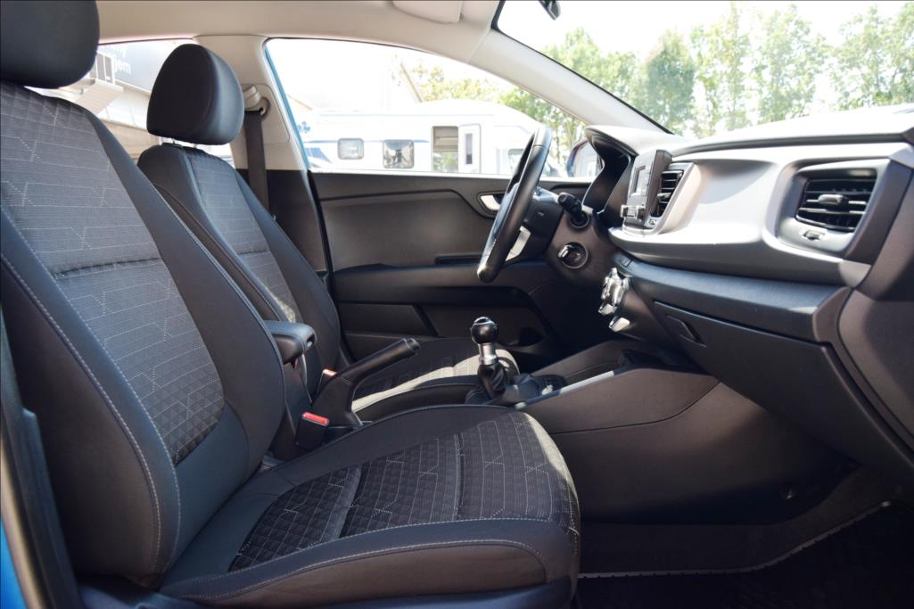 kia-rio-1-2-dpi-comfort - 3