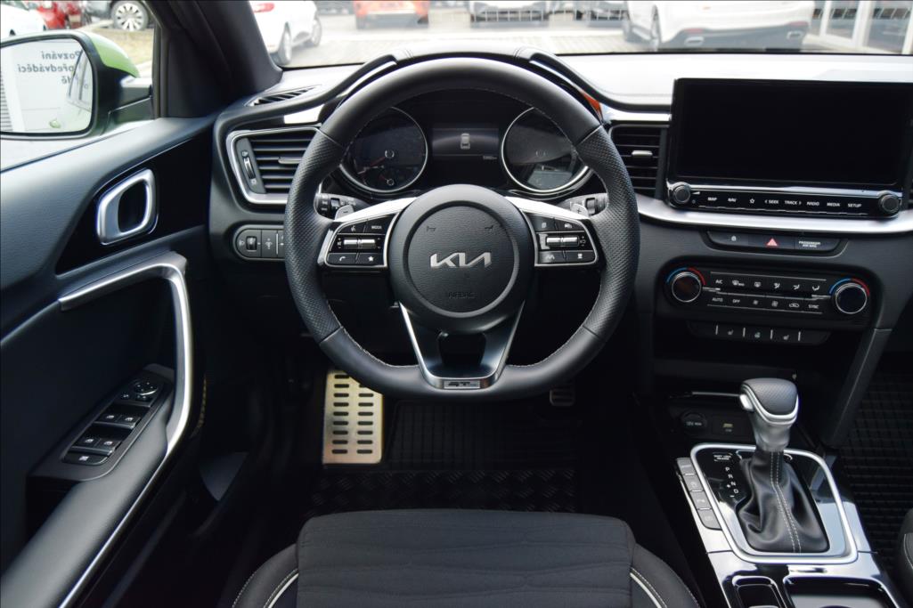 kia-xceed-1-5-t-gdi-7dct-gt-line - 4
