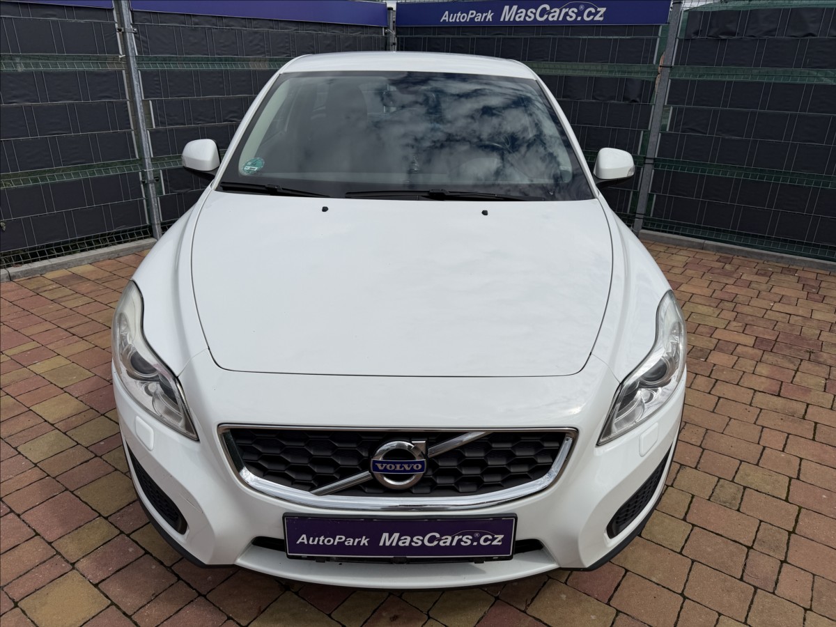 volvo-c30-1-6-d-drive - 1