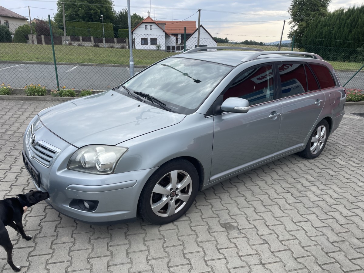 toyota-avensis-1-8-vvt-i-digiklima-ok-nova-stk - 3