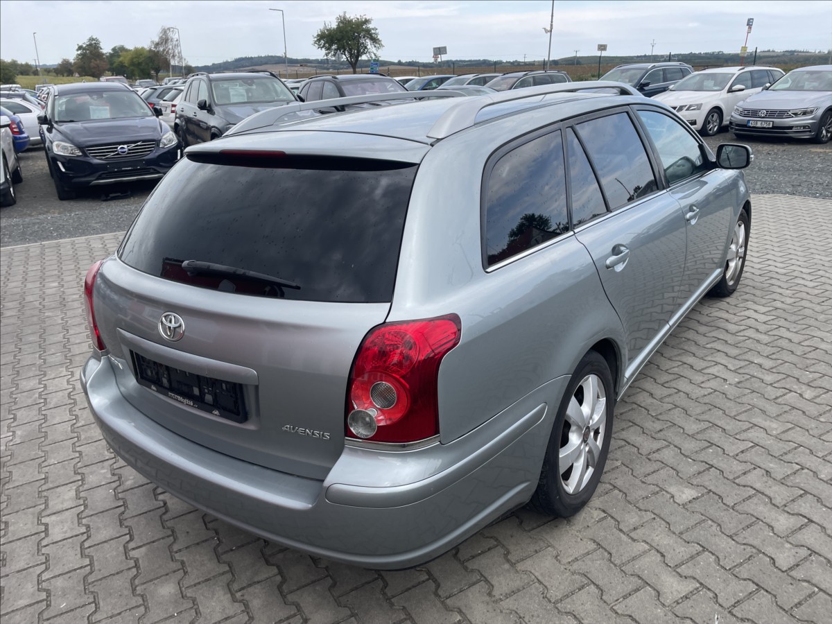 toyota-avensis-1-8-vvt-i-digiklima-ok-nova-stk - 9