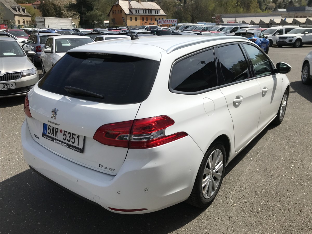 peugeot-308-1-2-pt-combi-81kw - 5