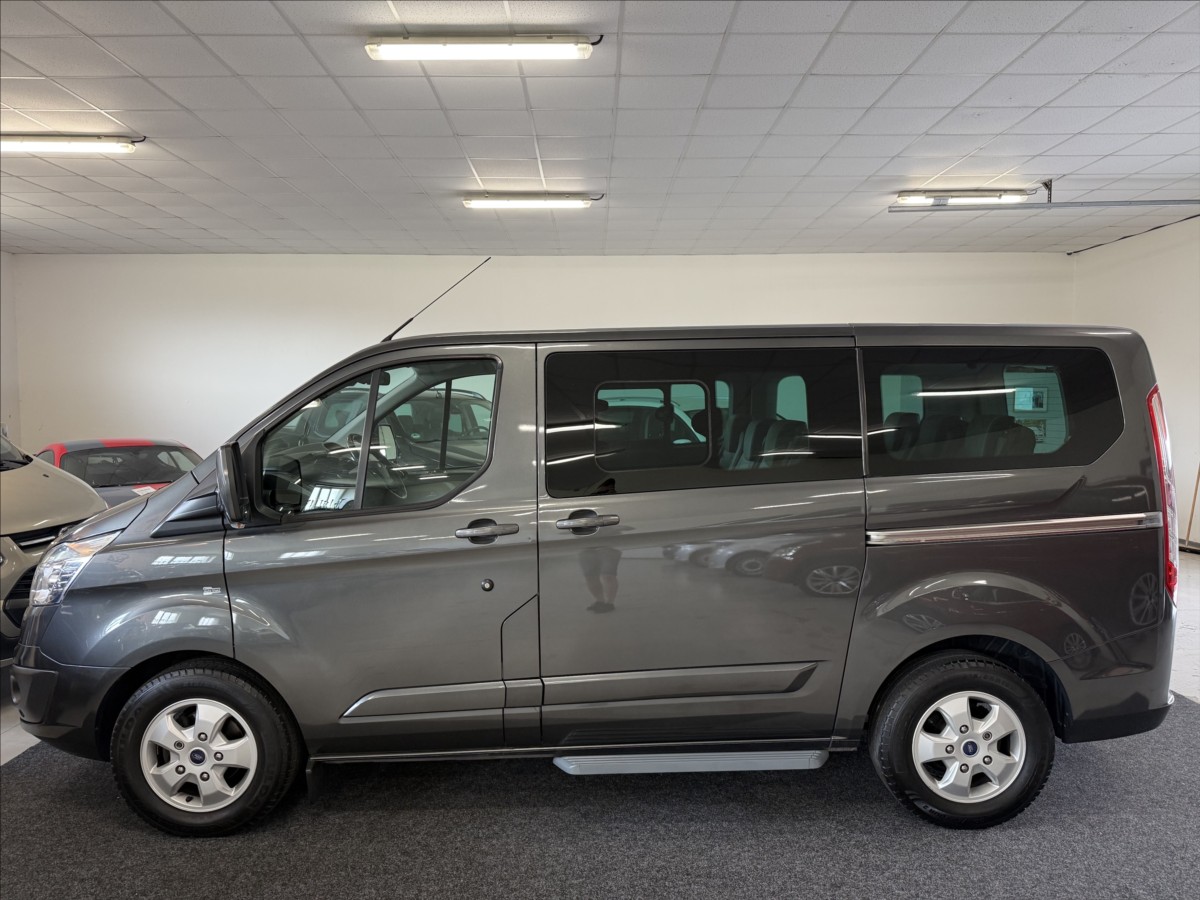 ford-tourneo-custom-2-2-titaniumx-114kw-1maj-po-servisu - 2