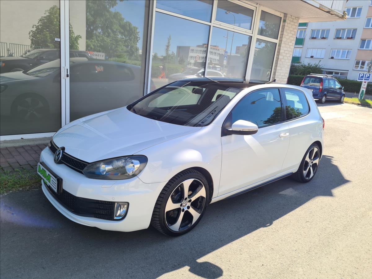 volkswagen-golf-2-0gtd-alu18-servis-1-maj - 7