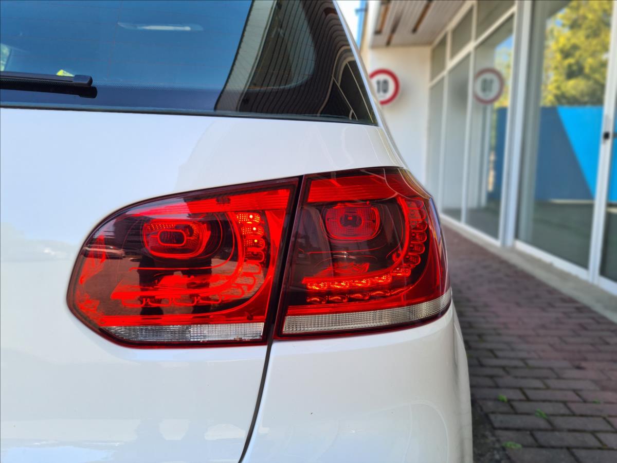 volkswagen-golf-2-0gtd-alu18-servis-1-maj - 9