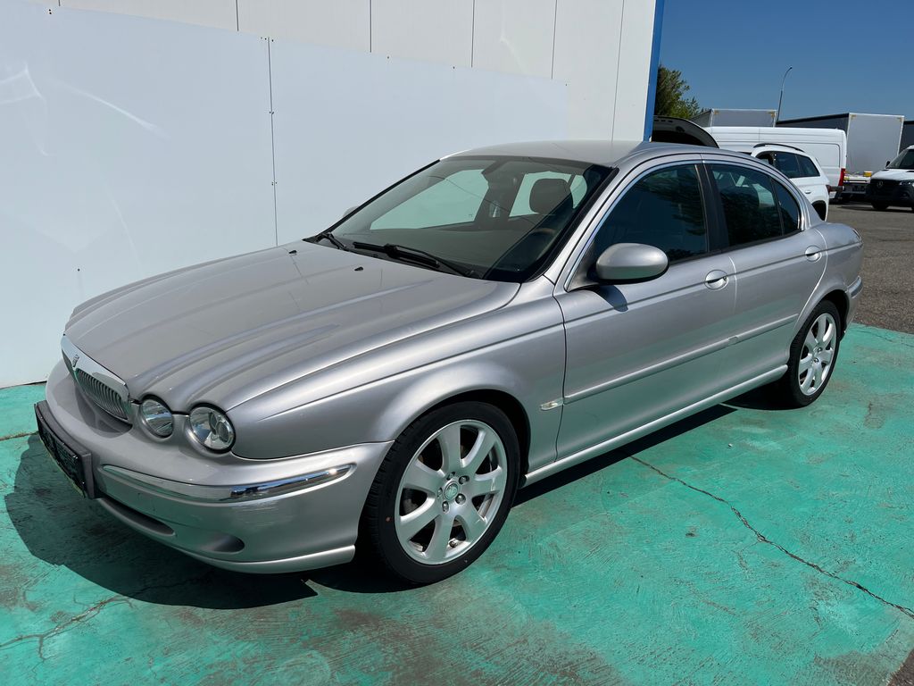jaguar-x-type-2-2-d-executive - 2
