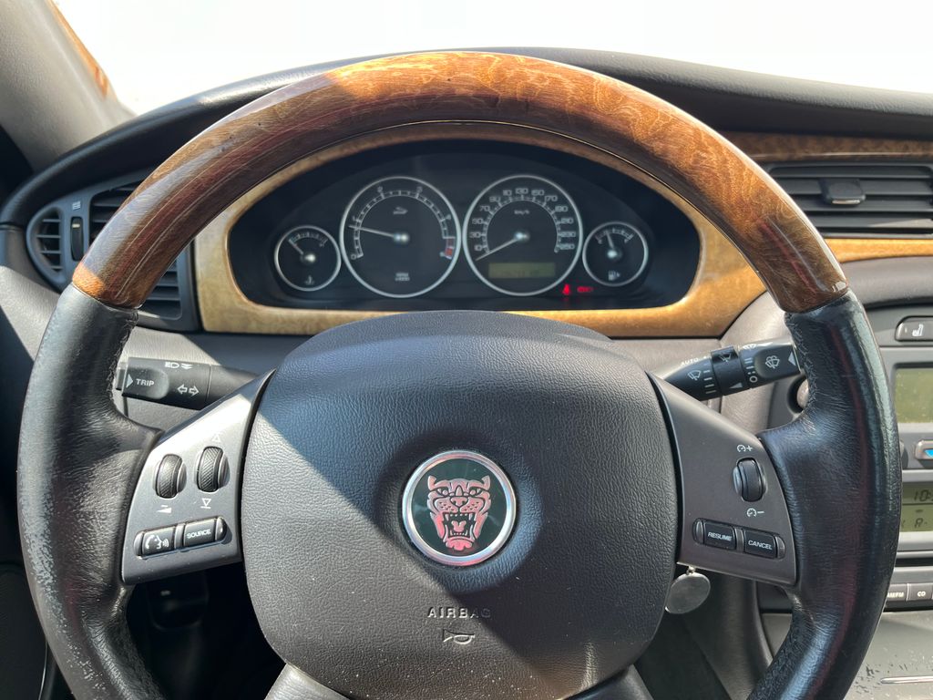 jaguar-x-type-2-2-d-executive - 7