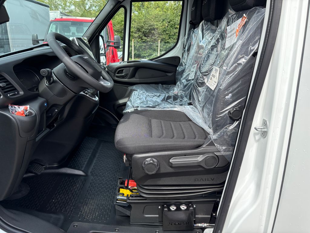 iveco-daily-3-0-automat-10ep-hydr-celo - 9