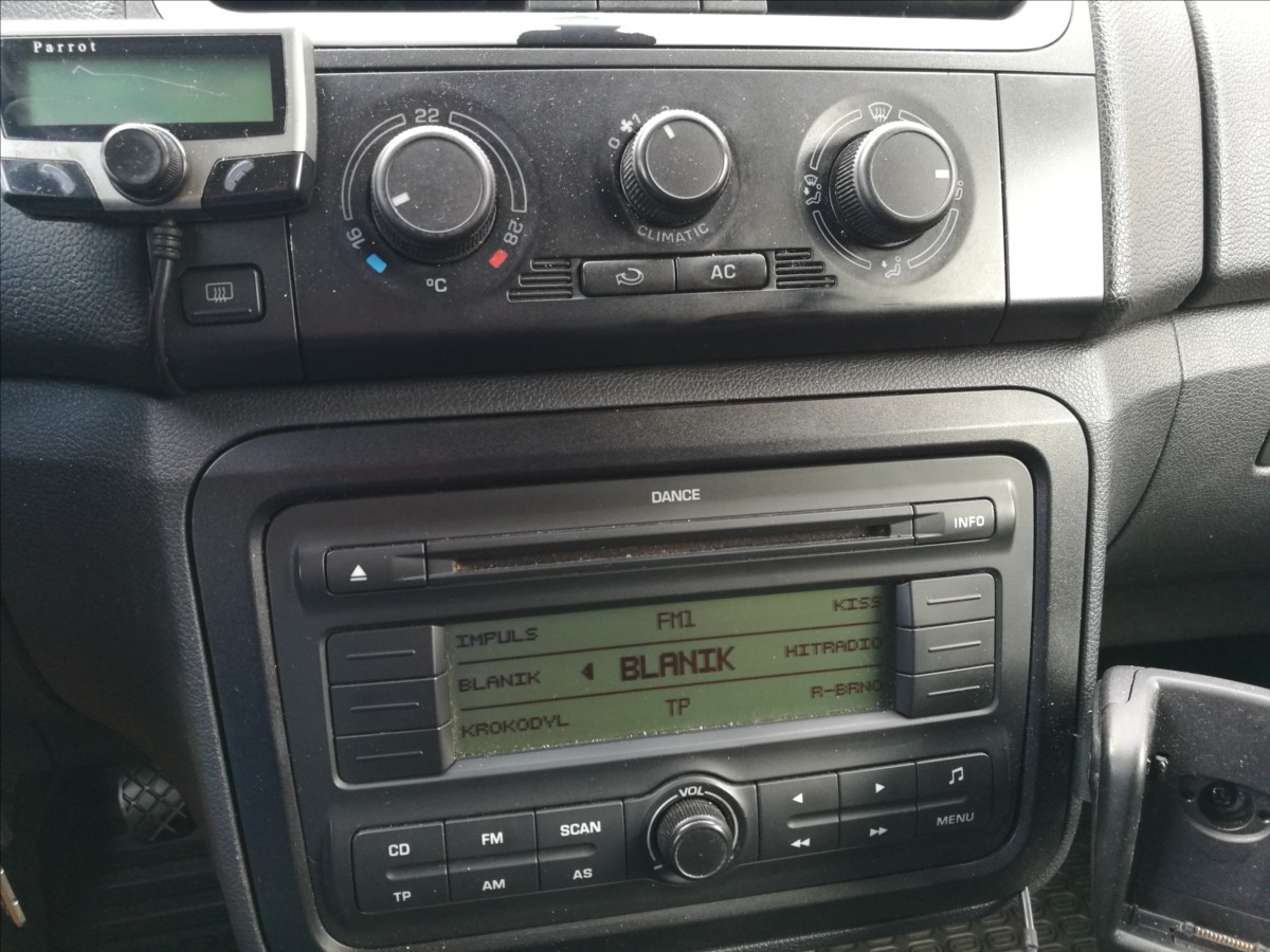 skoda-fabia-1-4-i-16v-klima - 6