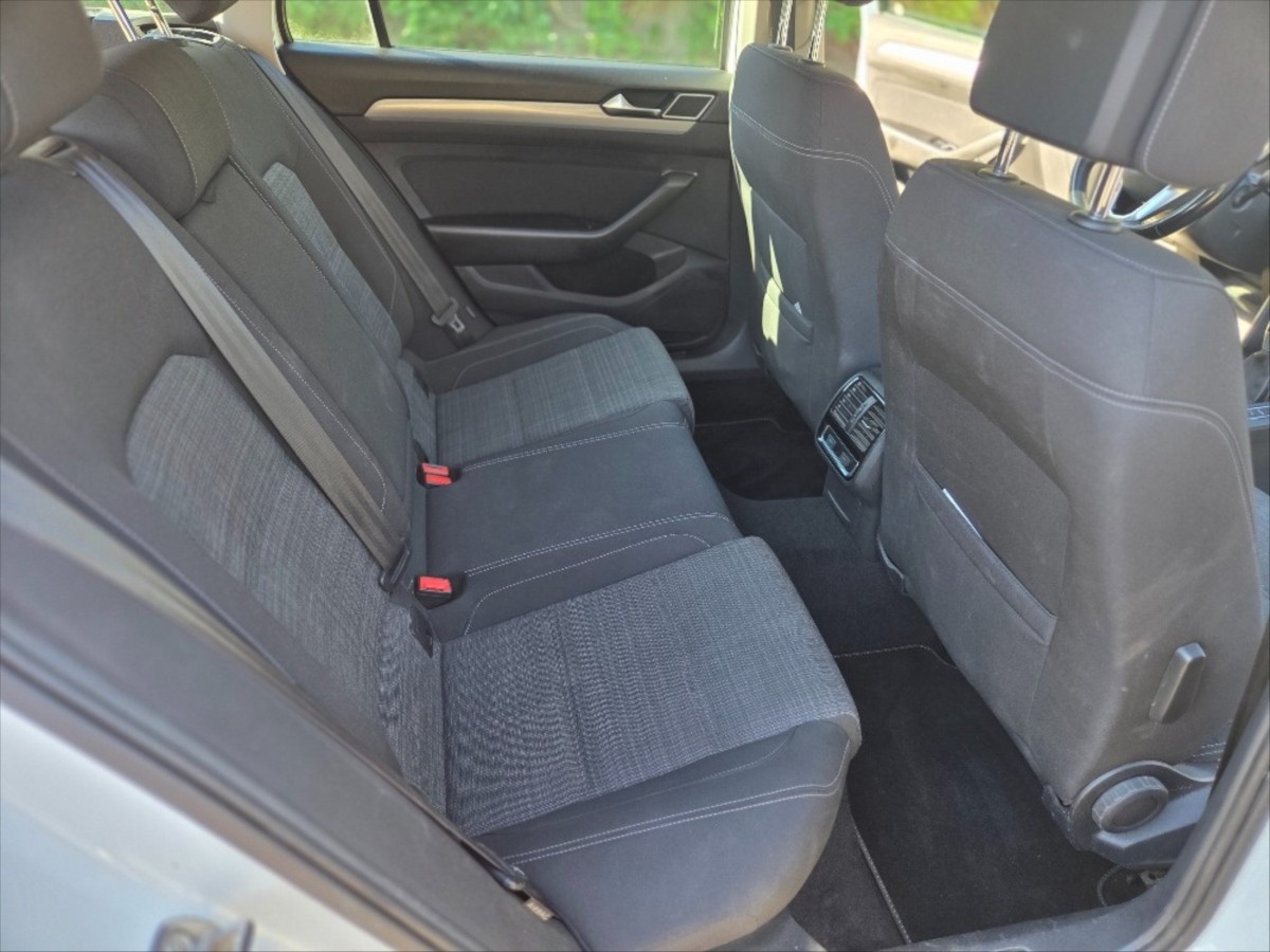 volkswagen-passat-1-5-2020-110kw - 3