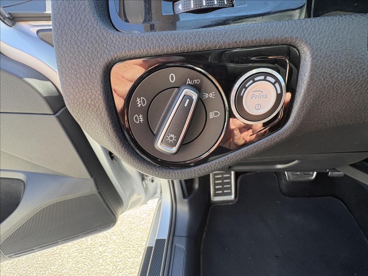volkswagen-golf-1-4-tsi92kw-lpg-highline-servi - 5