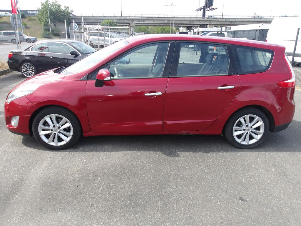 renault-grand-scenic-1-5dci-automat-1-maj - 2