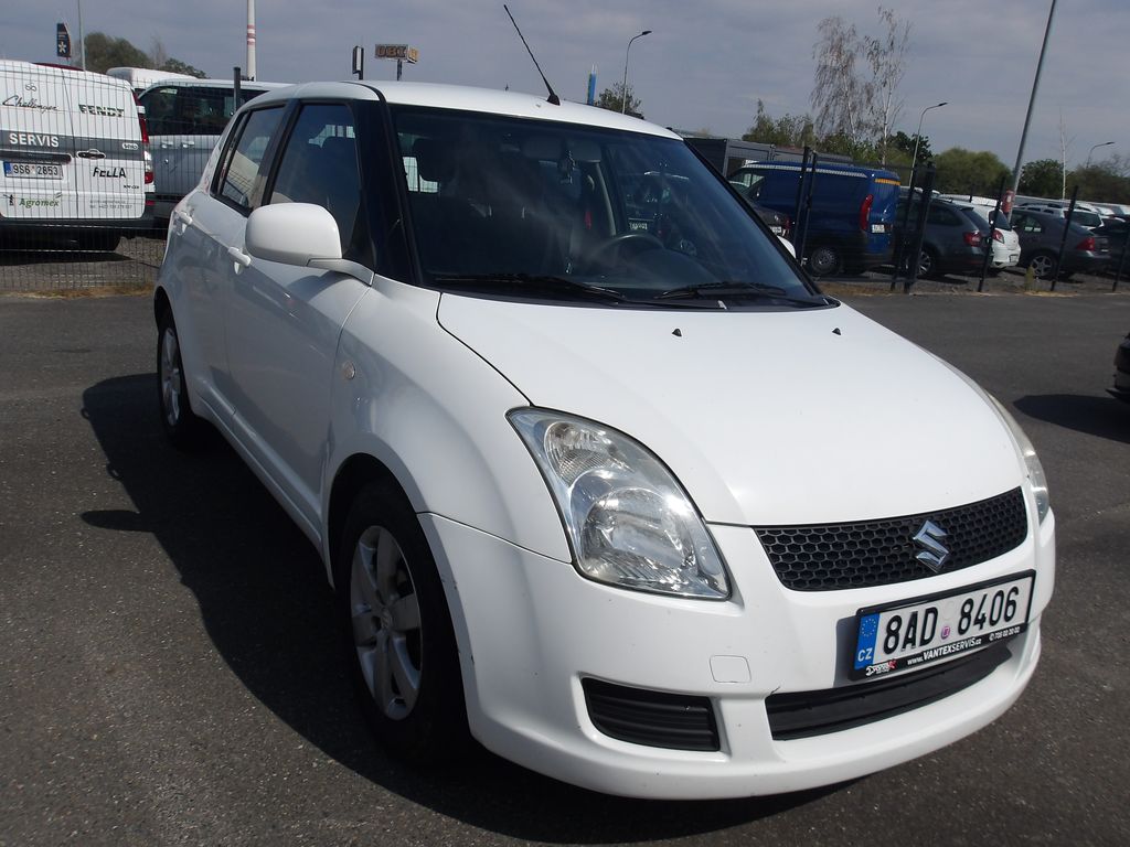 suzuki-swift-1-3i-cr-2xklice-klima - 4