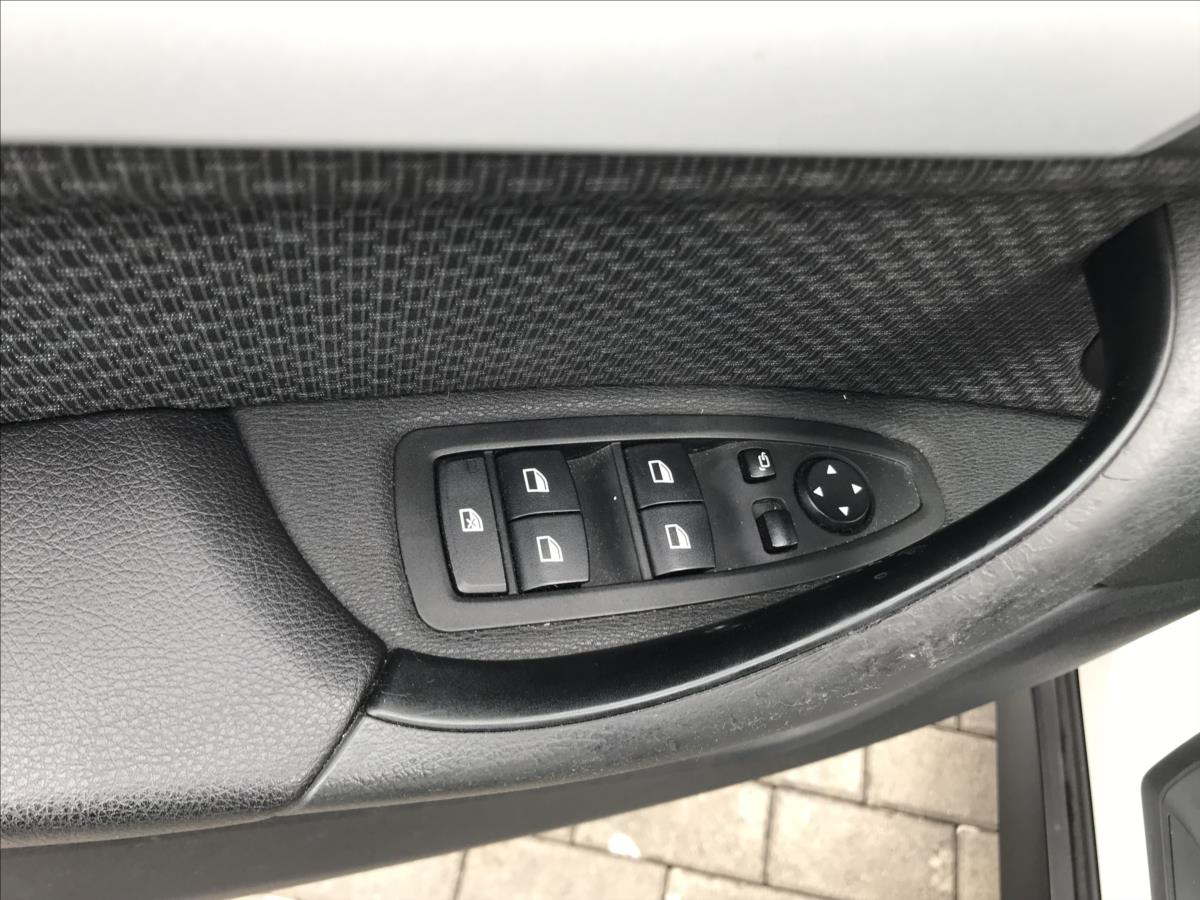 bmw-x1-2-0-xdrive-4x4 - 7