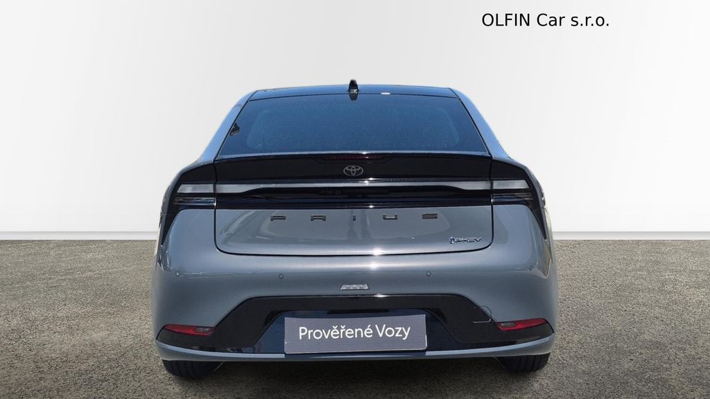 toyota-prius-prius-2-0phev-prestige-skyview - 7