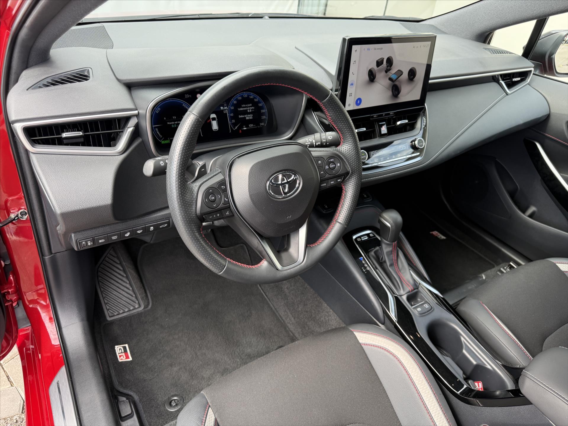 toyota-corolla-2-0-gr-sport-hybrid - 6