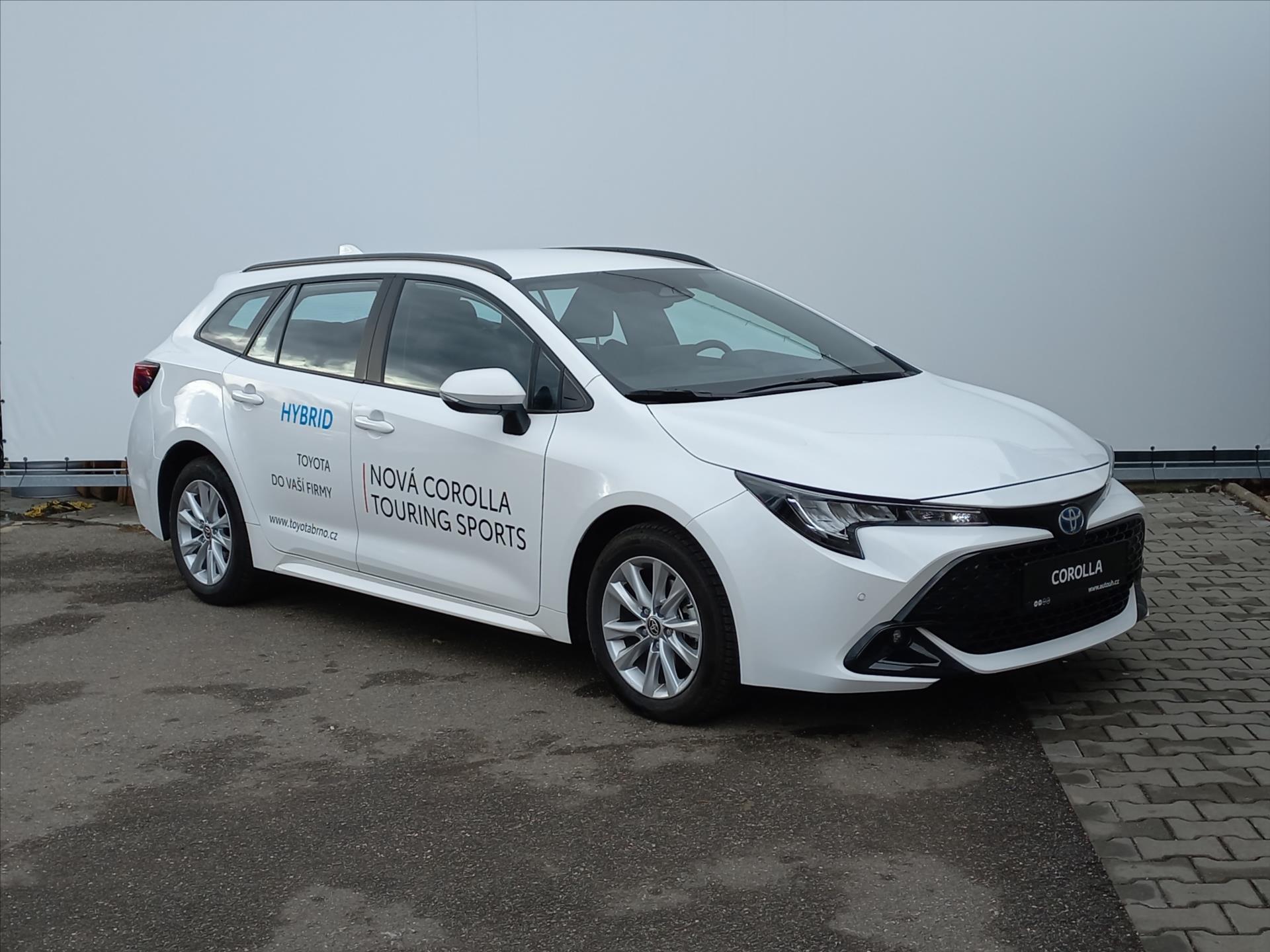 toyota-corolla-1-8-hybrid-e-cvt-140k-ts-comfort-tech - 4