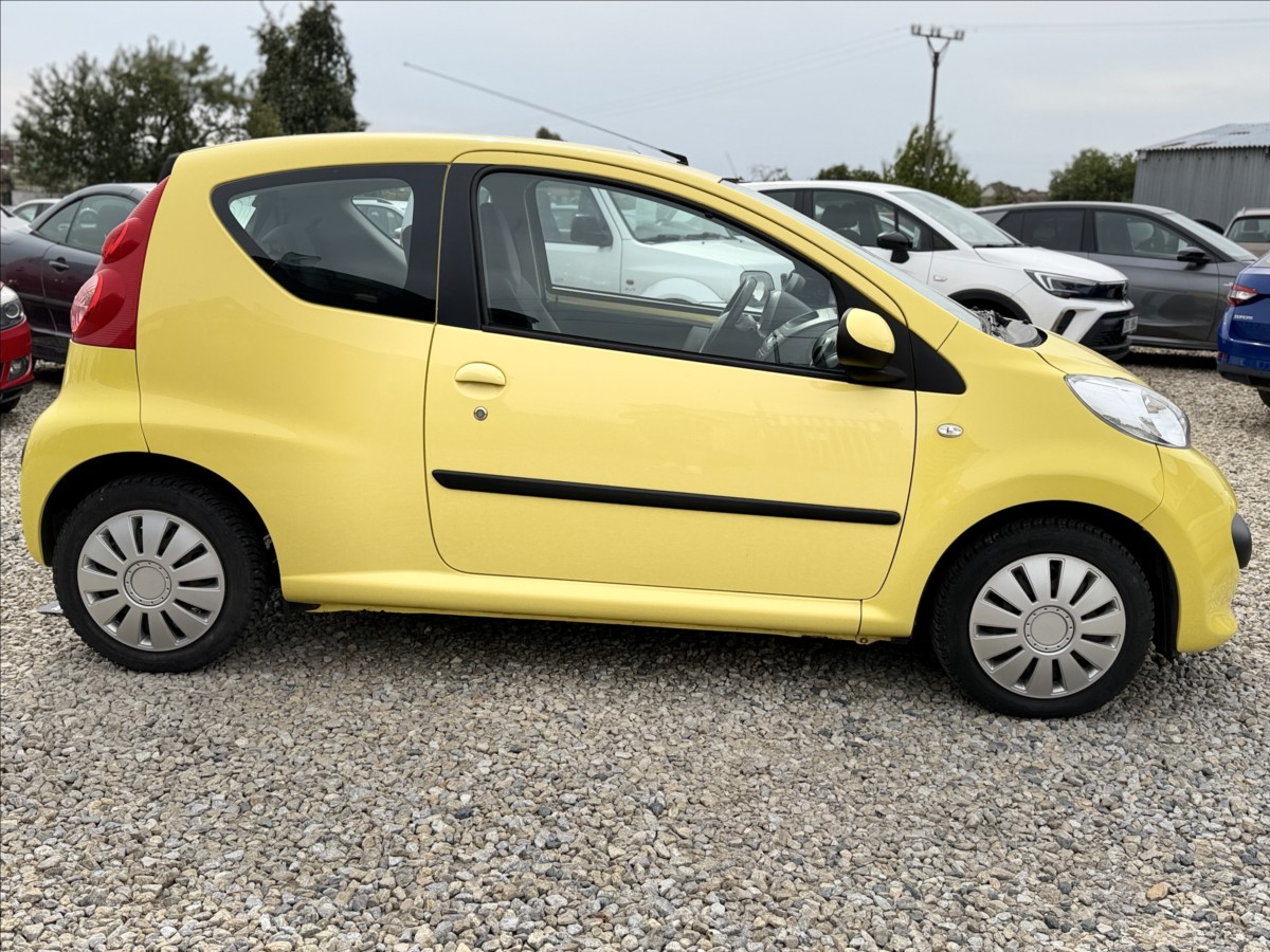 peugeot-107-1-0-i-77tkm-klima-servo - 3