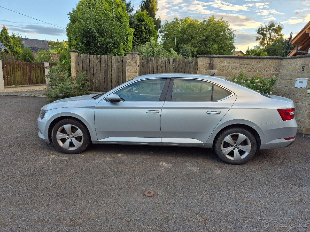 Škoda Superb 2,0   Prodám