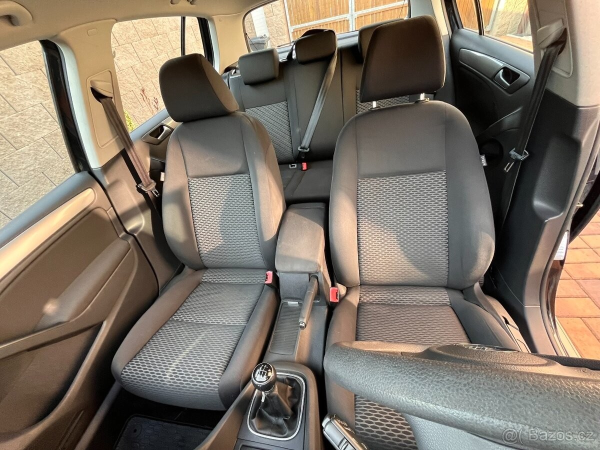 volkswagen-golf-1-4-6-mpi-59kw-manual - 4