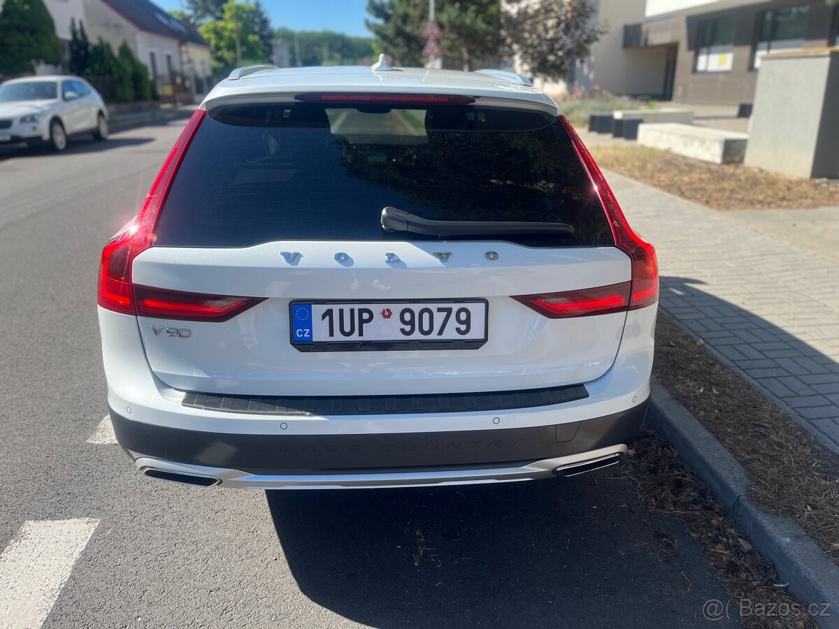 volvo-v90-2-0-crosscountry-tdi-d5-awd - 2