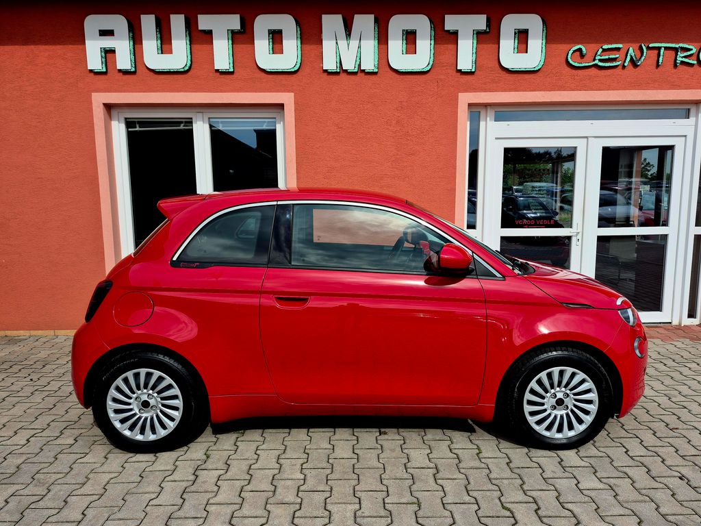 fiat-500e-42kkwh-87kw-red-odpocet-dph-soh-95-7-rezervac - 5