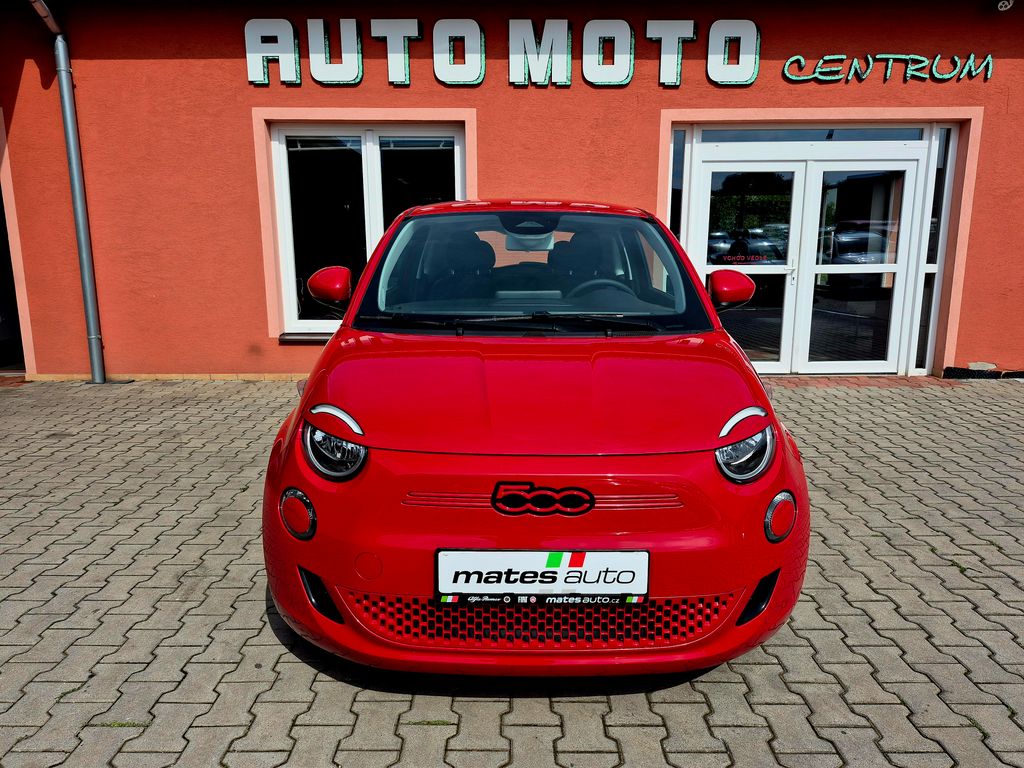 fiat-500e-42kkwh-87kw-red-odpocet-dph-soh-95-7-rezervac - 7