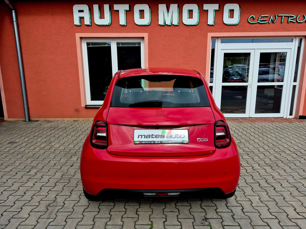 fiat-500e-42kkwh-87kw-red-odpocet-dph-soh-95-7-rezervac - 9